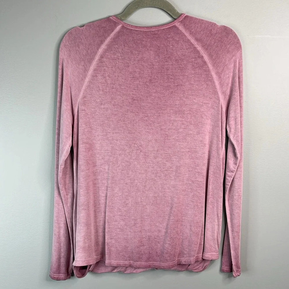 AMERICAN EAGLE Soft & Sexy Twist Surplice Hem Shirt Mauve Cutout V-Neck Size S - Picture 5 of 9